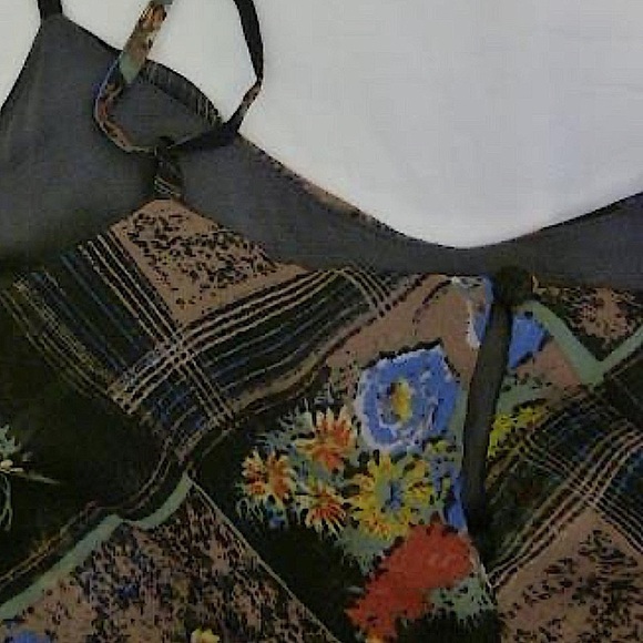 Free People Daisy Chain Layered Tiered Patchwork Black Combo Floral Dress Sz 4 - Picture 3 of 11